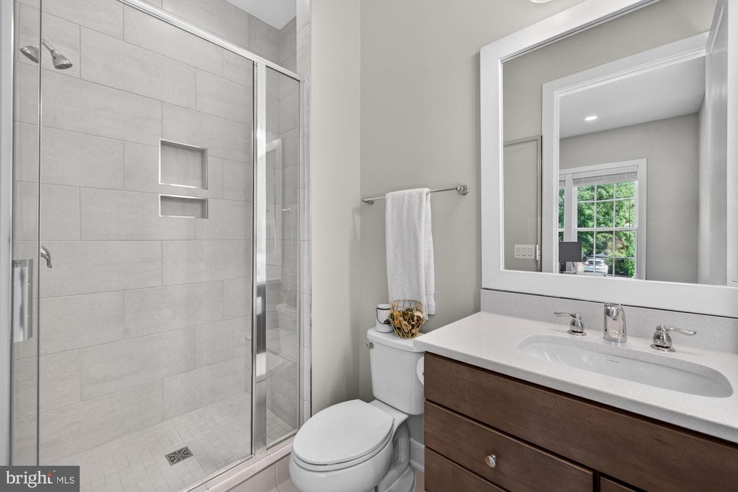 1114 Ware Street SW photo 43