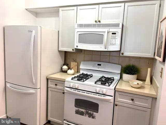 12915 Alton Square #417 photo 8