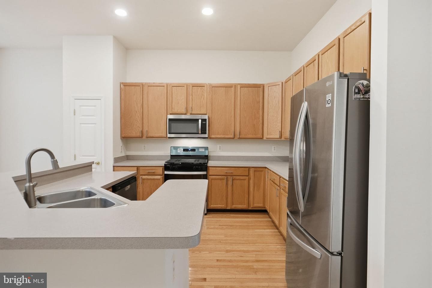4118 Leclair Court photo 13