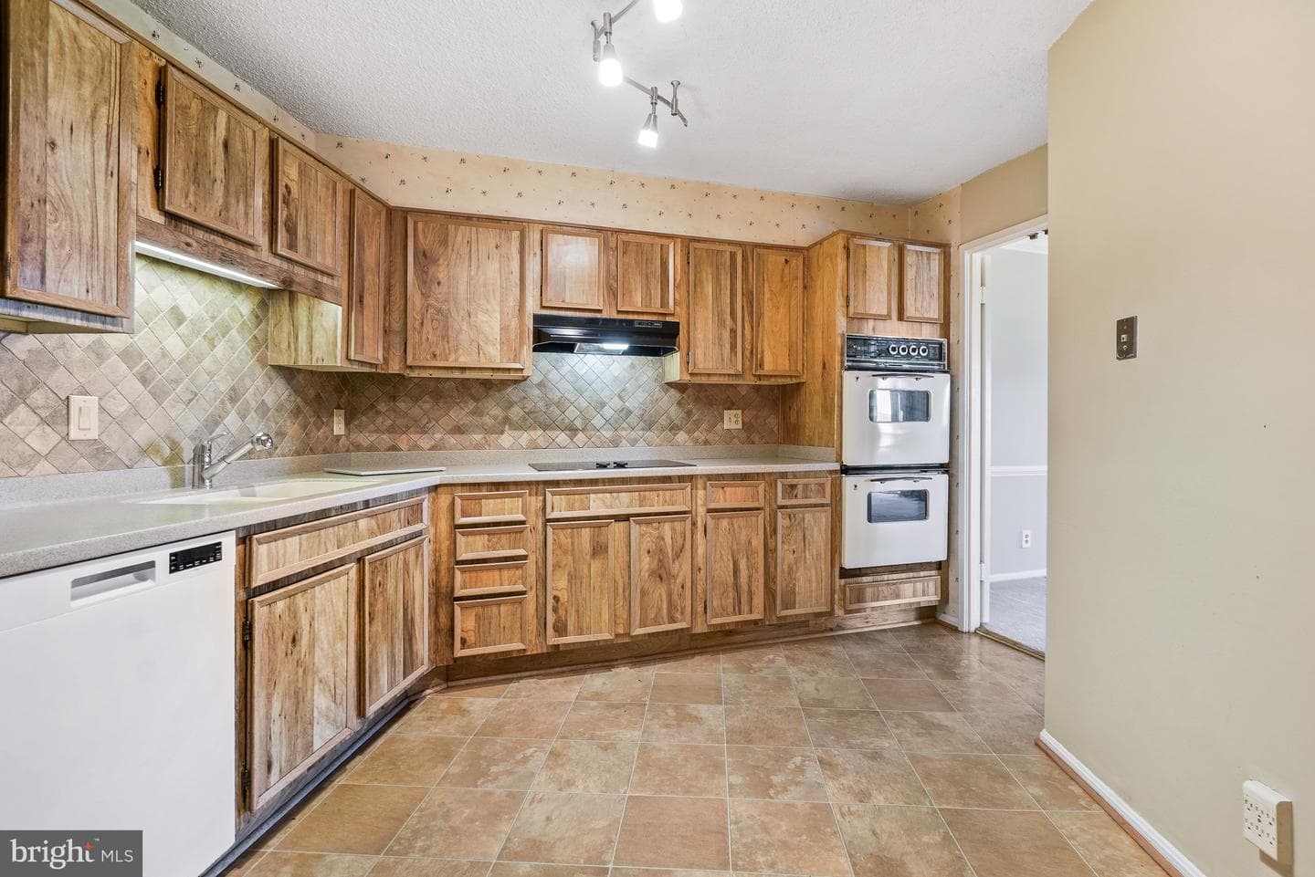 5903 Mount Eagle Drive #1504 photo 16