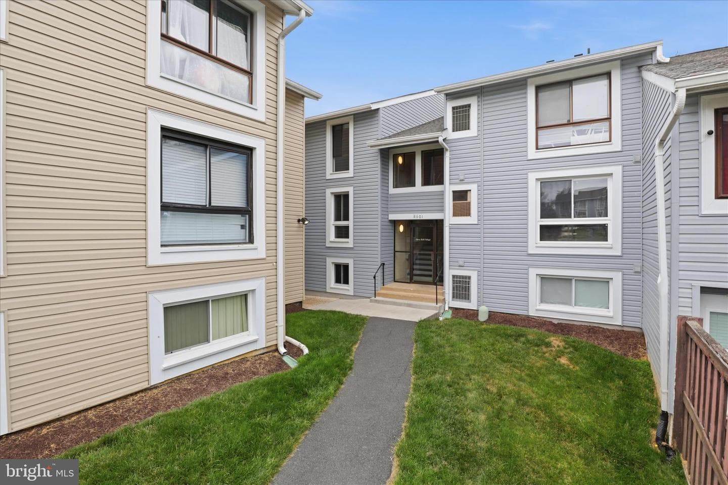 8601 Sacramento Dr # F, Alexandria