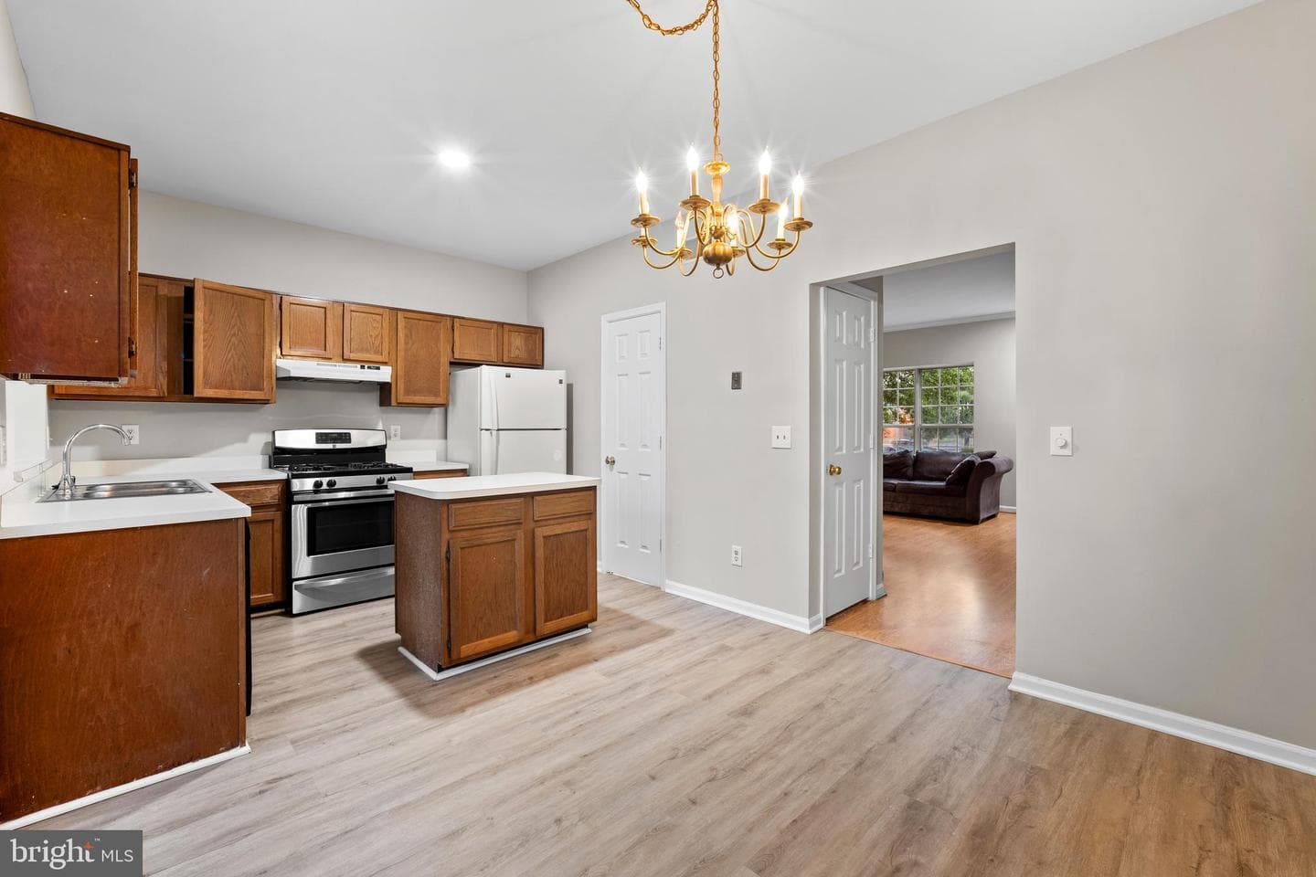 13562 Highland Mews Court photo 5