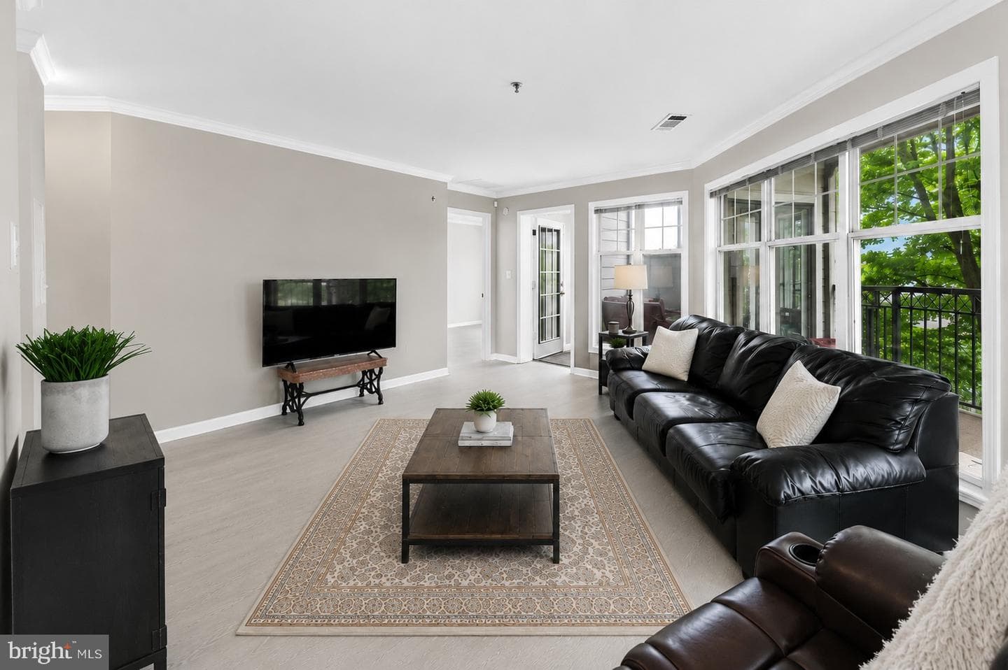 5565 Seminary Road #313 photo 19