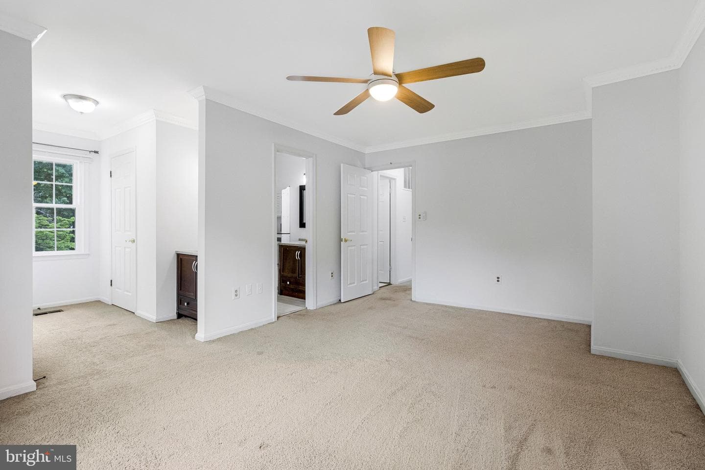 5919 Ambassador Way photo 30