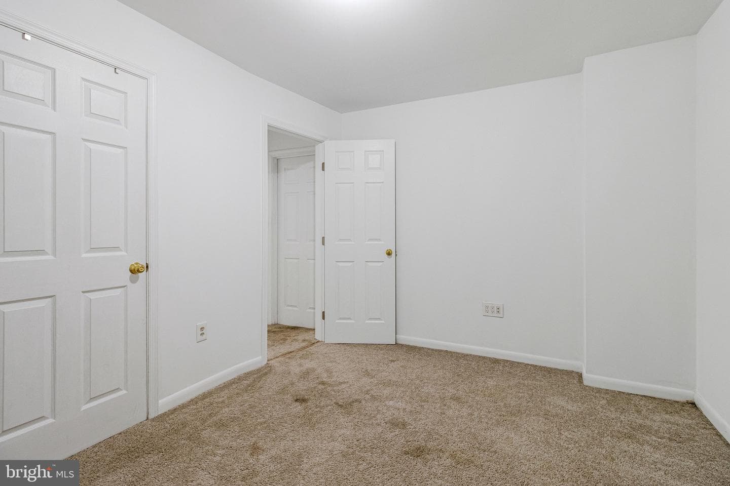 5919 Ambassador Way photo 49