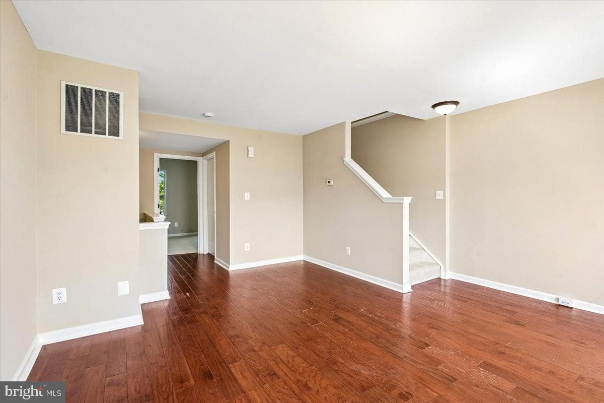 6845 Stone Maple Terrace photo 17