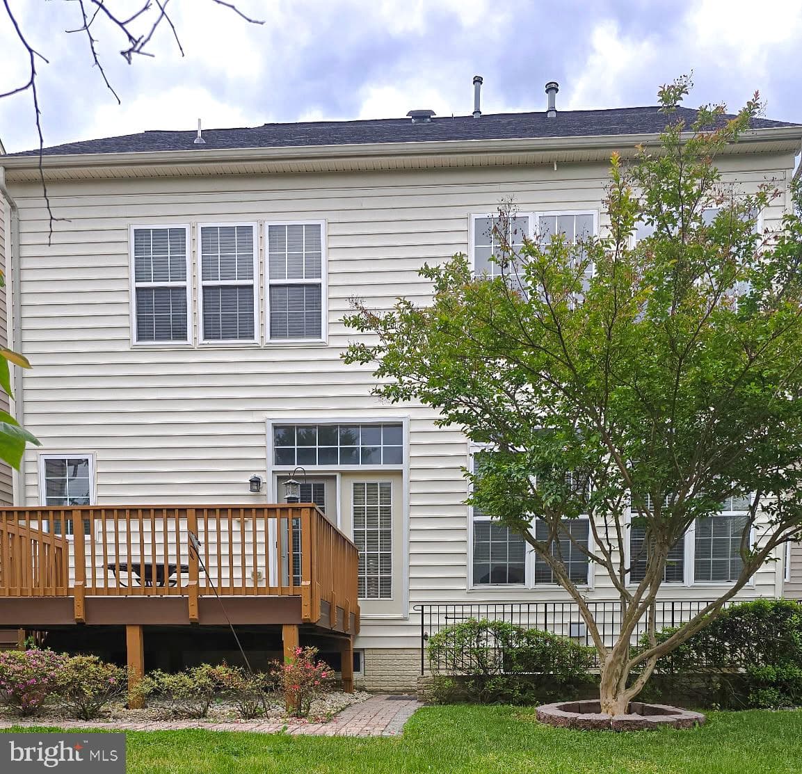 8320 Middle Ruddings Drive photo 3