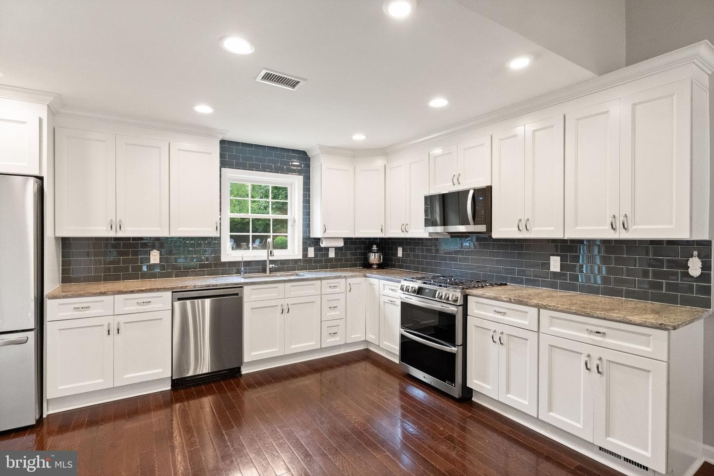 4517 Waverly Crossing Lane photo 12
