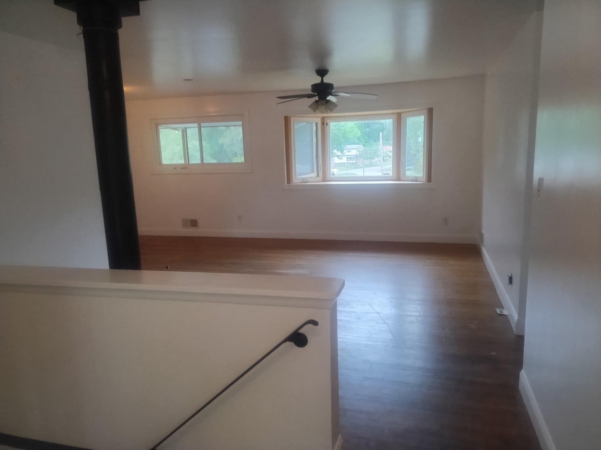 5008 Regina Drive photo 12