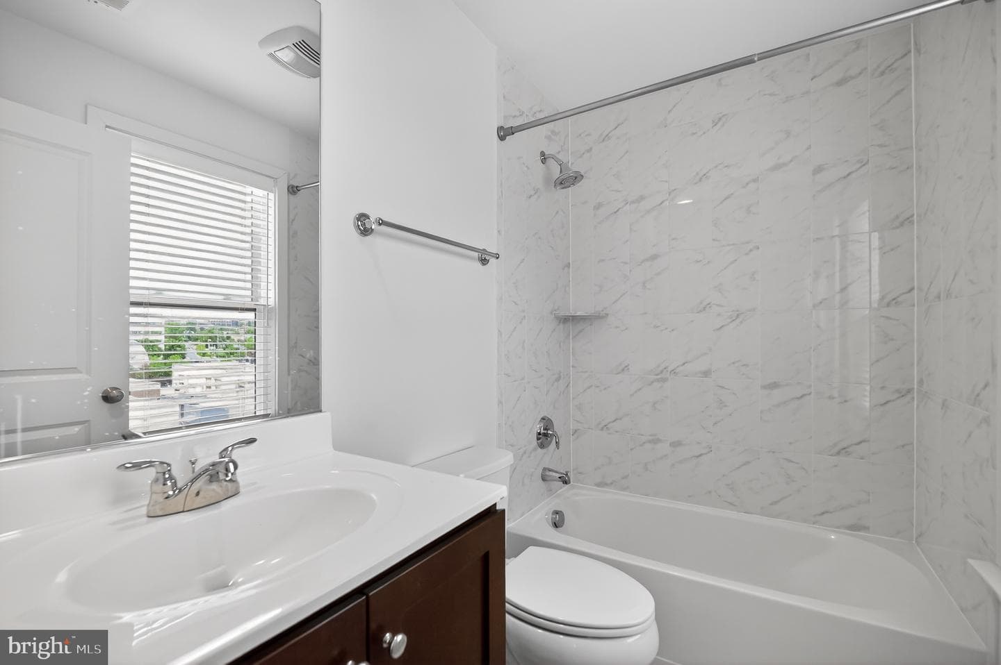8319 Looking Glass Way photo 23
