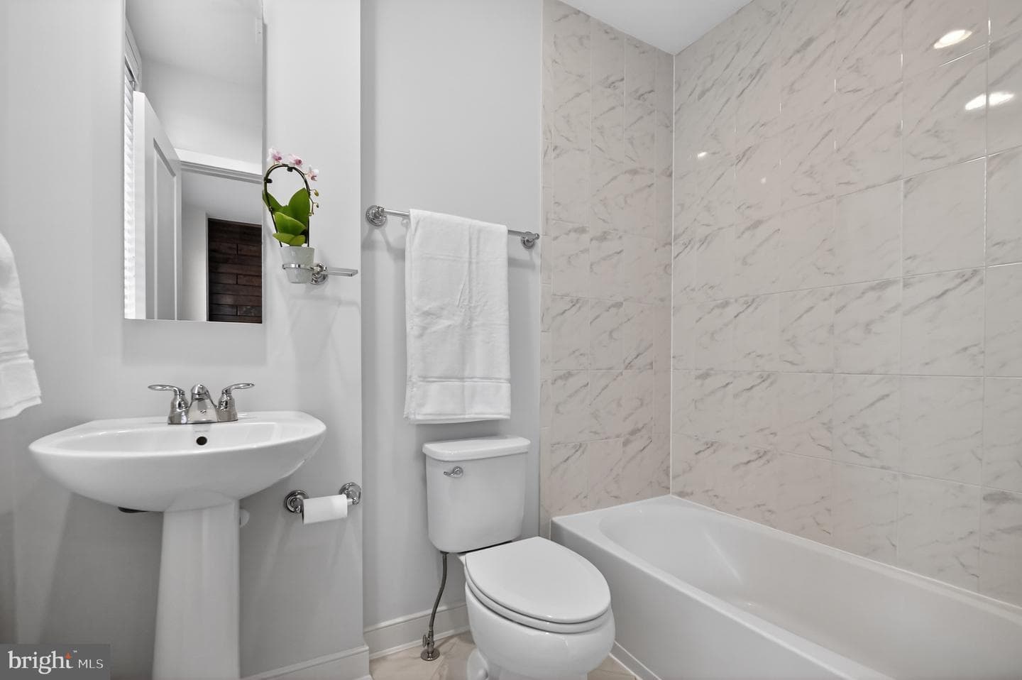 8319 Looking Glass Way photo 27