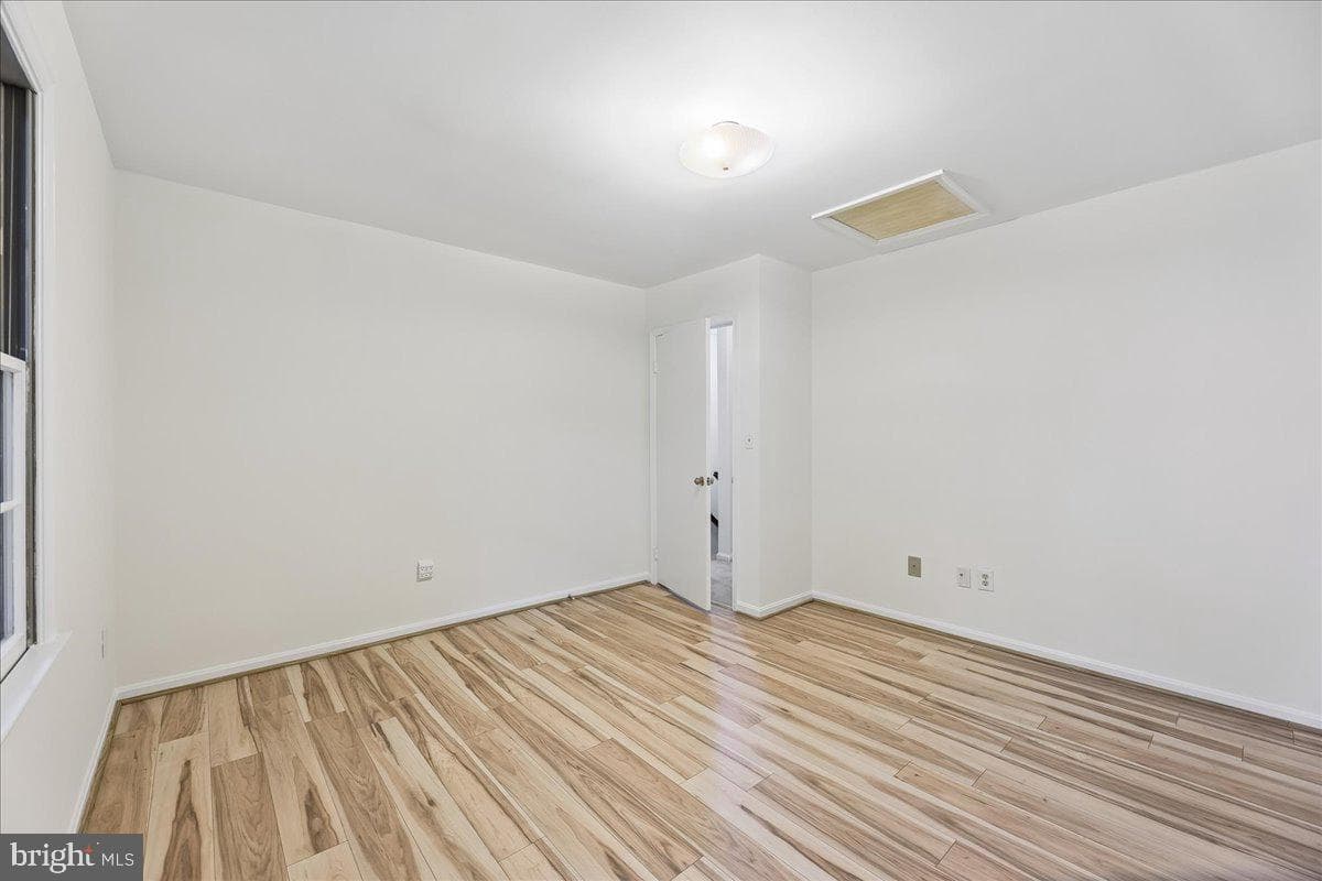 5032 King David Boulevard photo 25