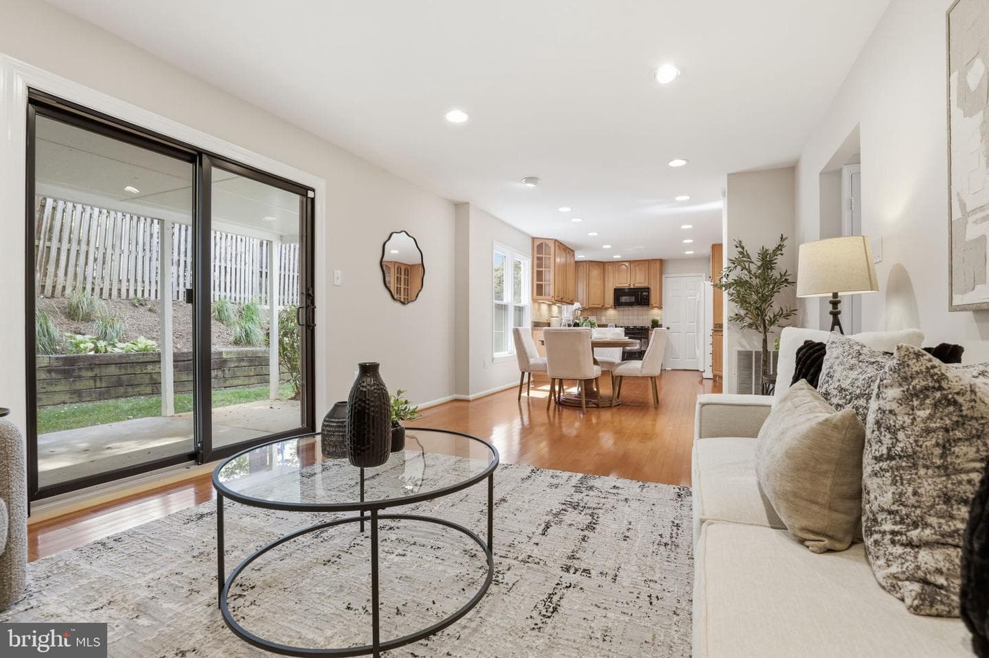 219 Apple Blossom Court photo 11