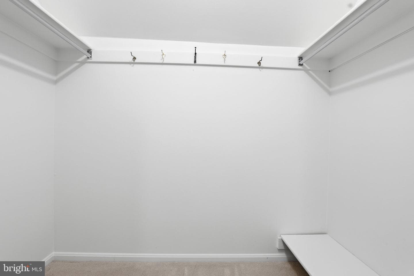 219 Apple Blossom Court photo 33