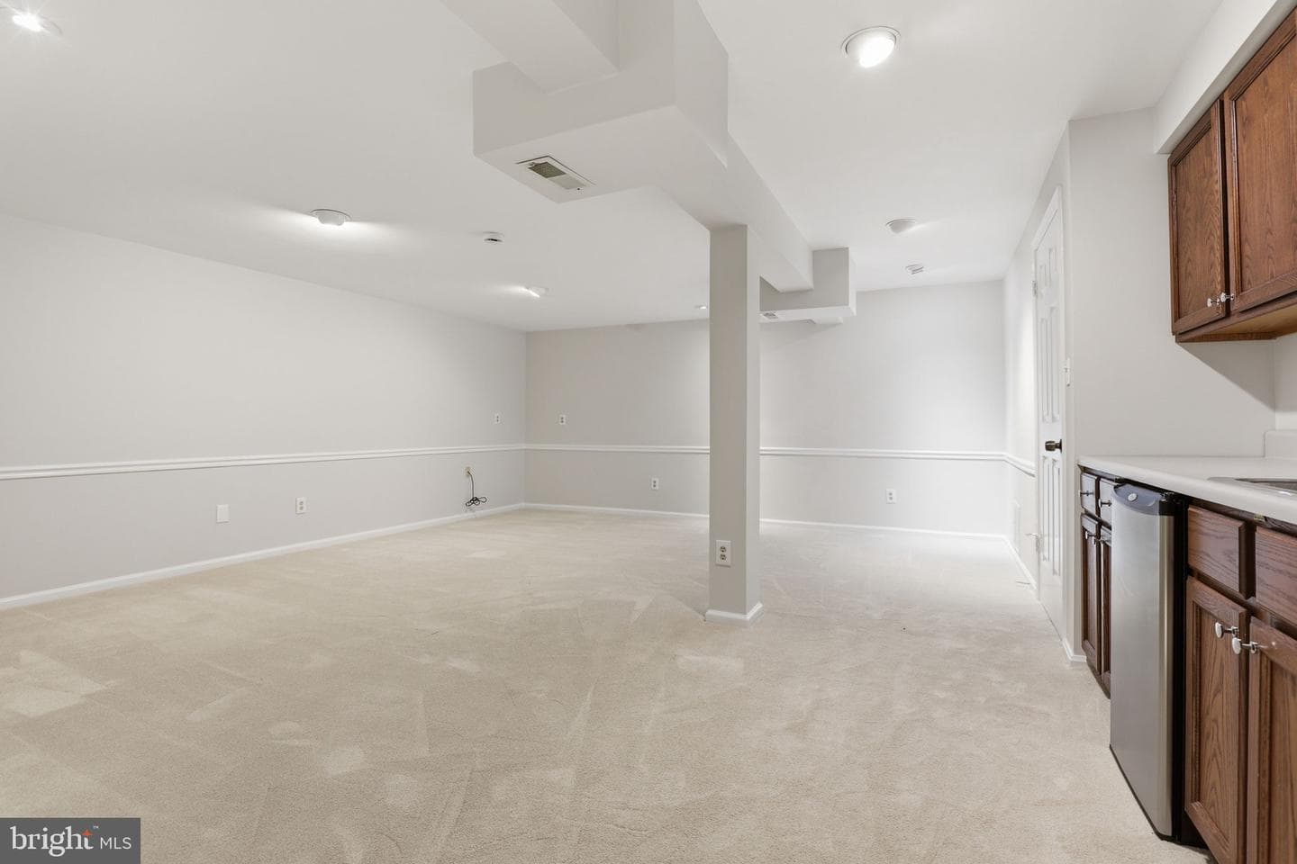 219 Apple Blossom Court photo 40