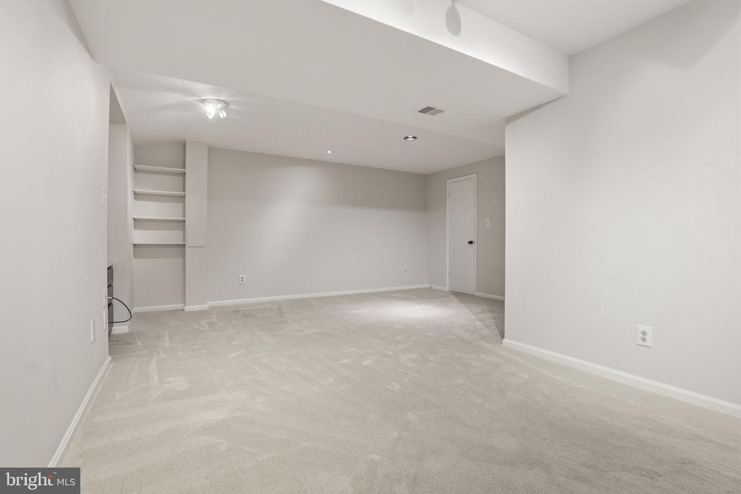 219 Apple Blossom Court photo 46