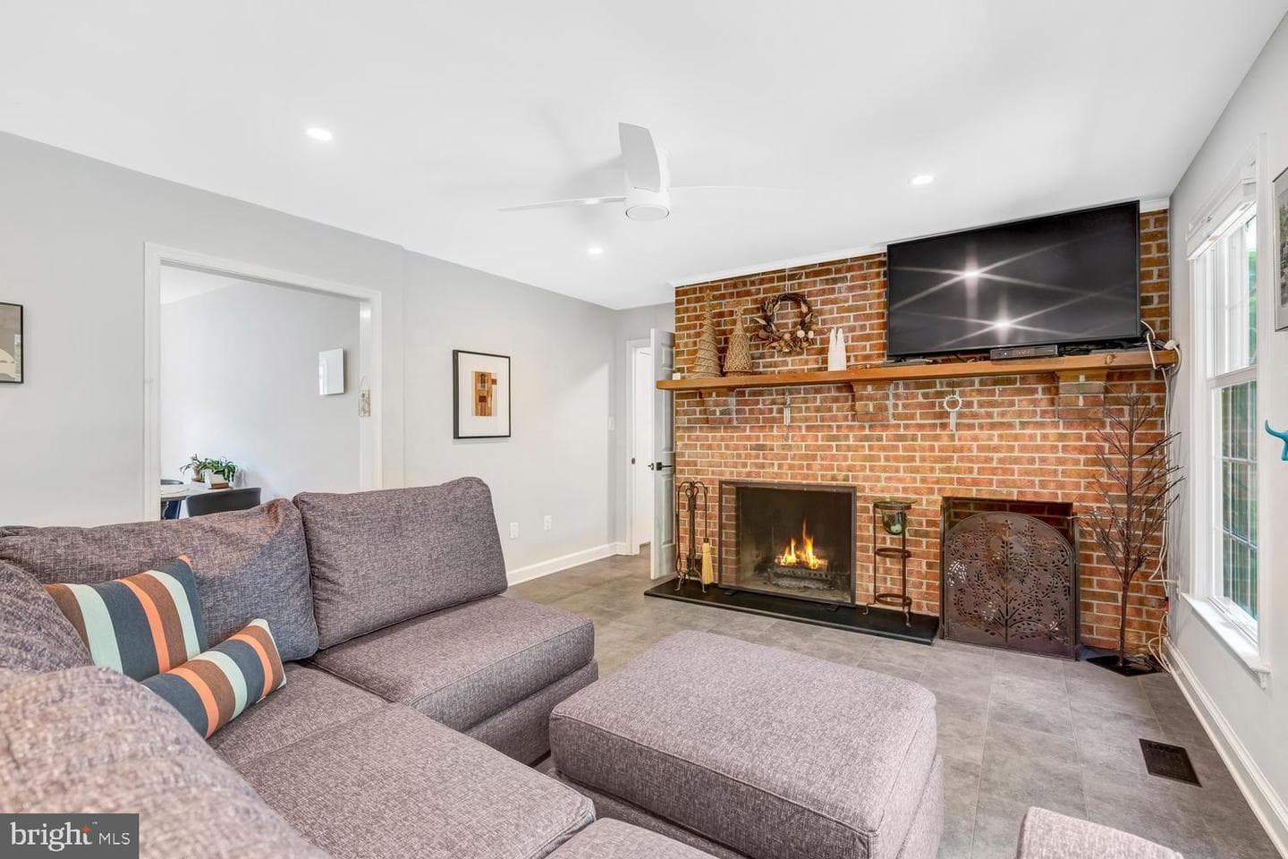 9336 Heather Glen Drive photo 12