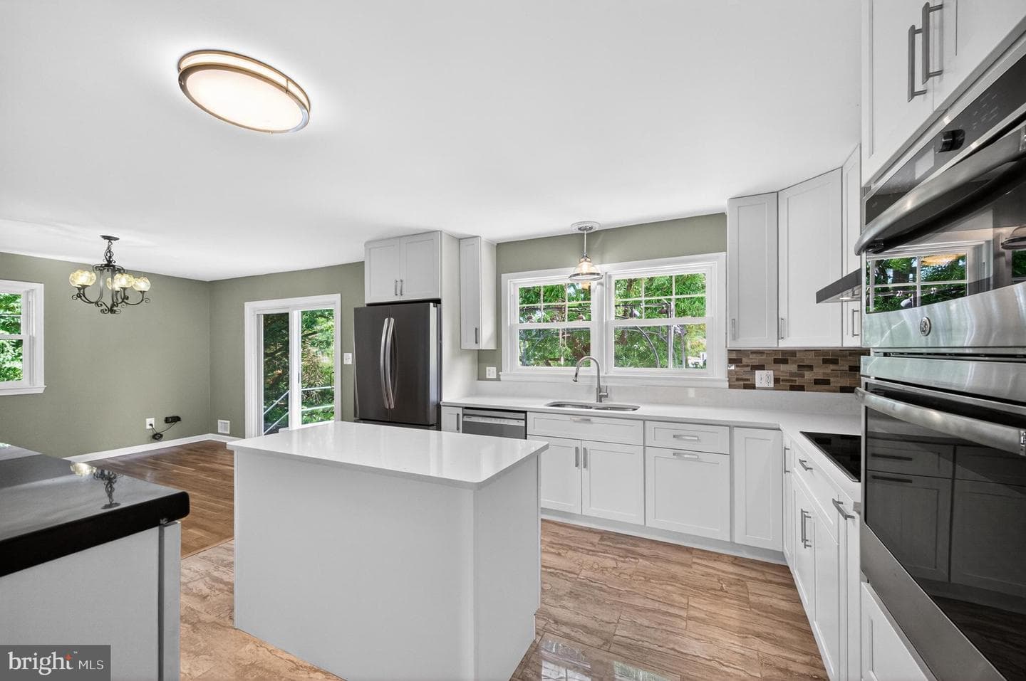 7108 Waldorf Lane photo 22
