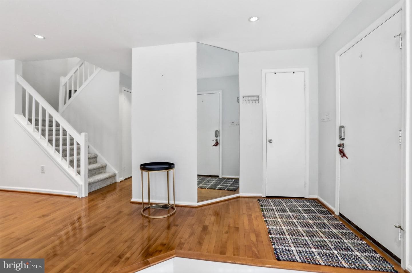 1025 Boros Court photo 8