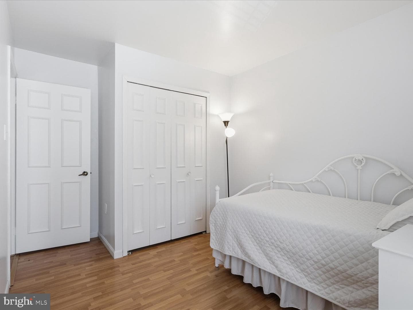 5742 Burke Towne Court photo 25