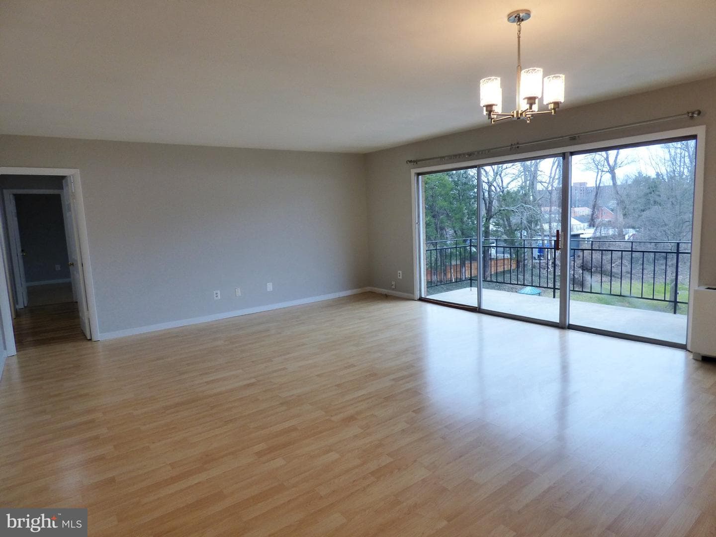 4104 Daniels Avenue #402 photo 10