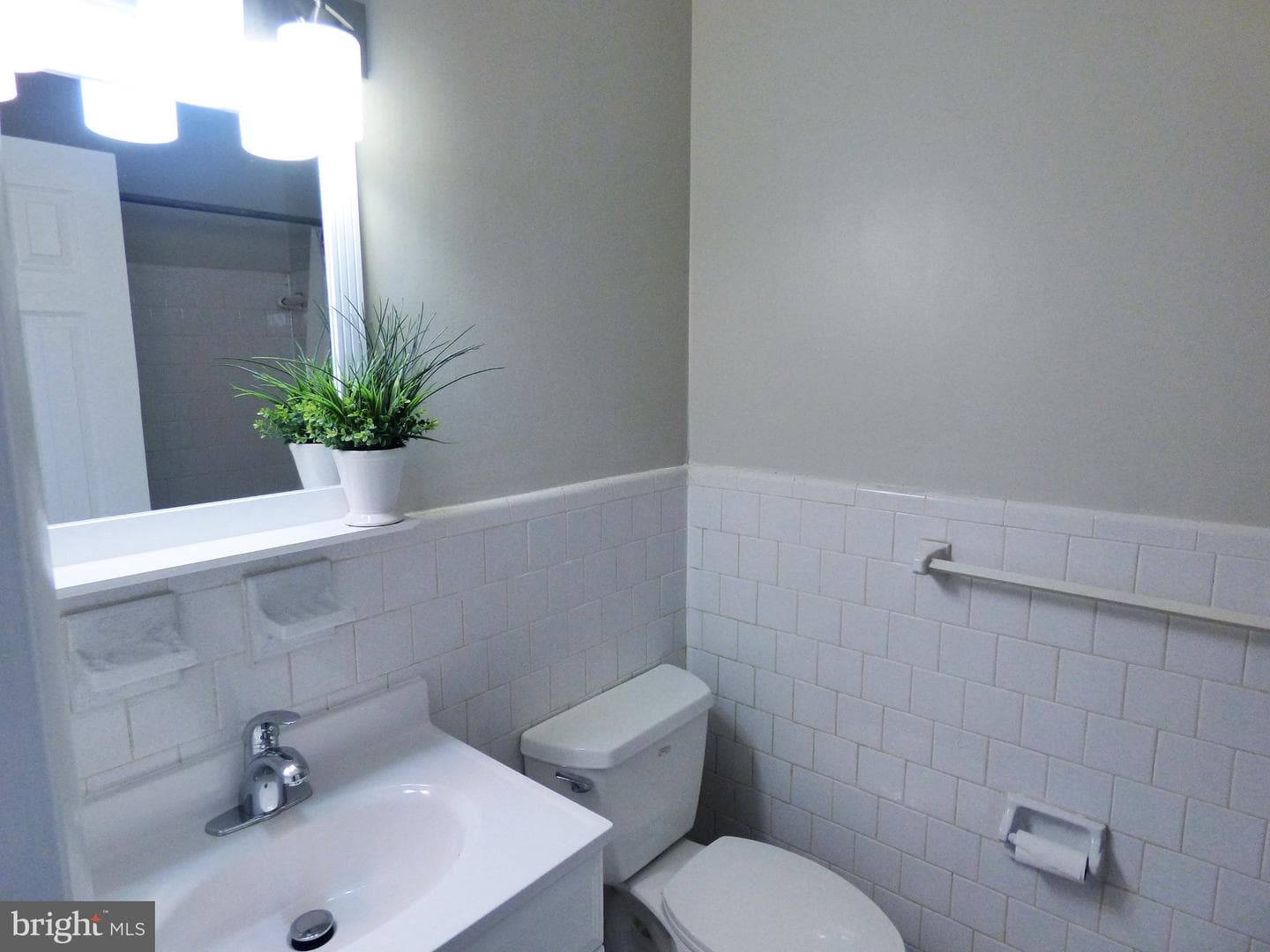 4104 Daniels Avenue #402 photo 12