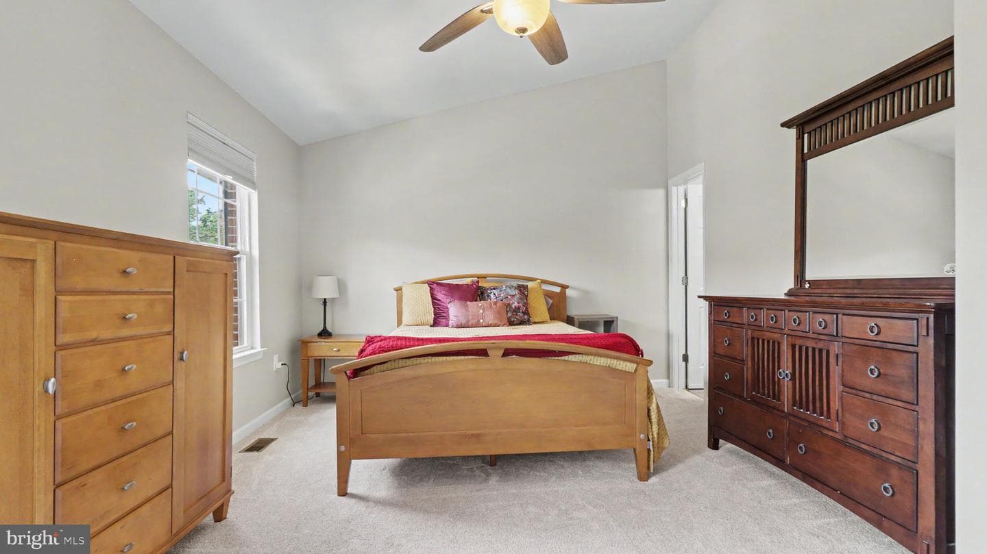 8584 Enochs Drive photo 21
