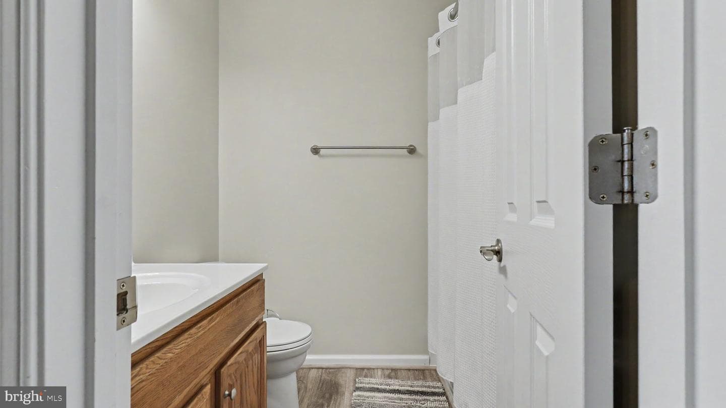 8584 Enochs Drive photo 35