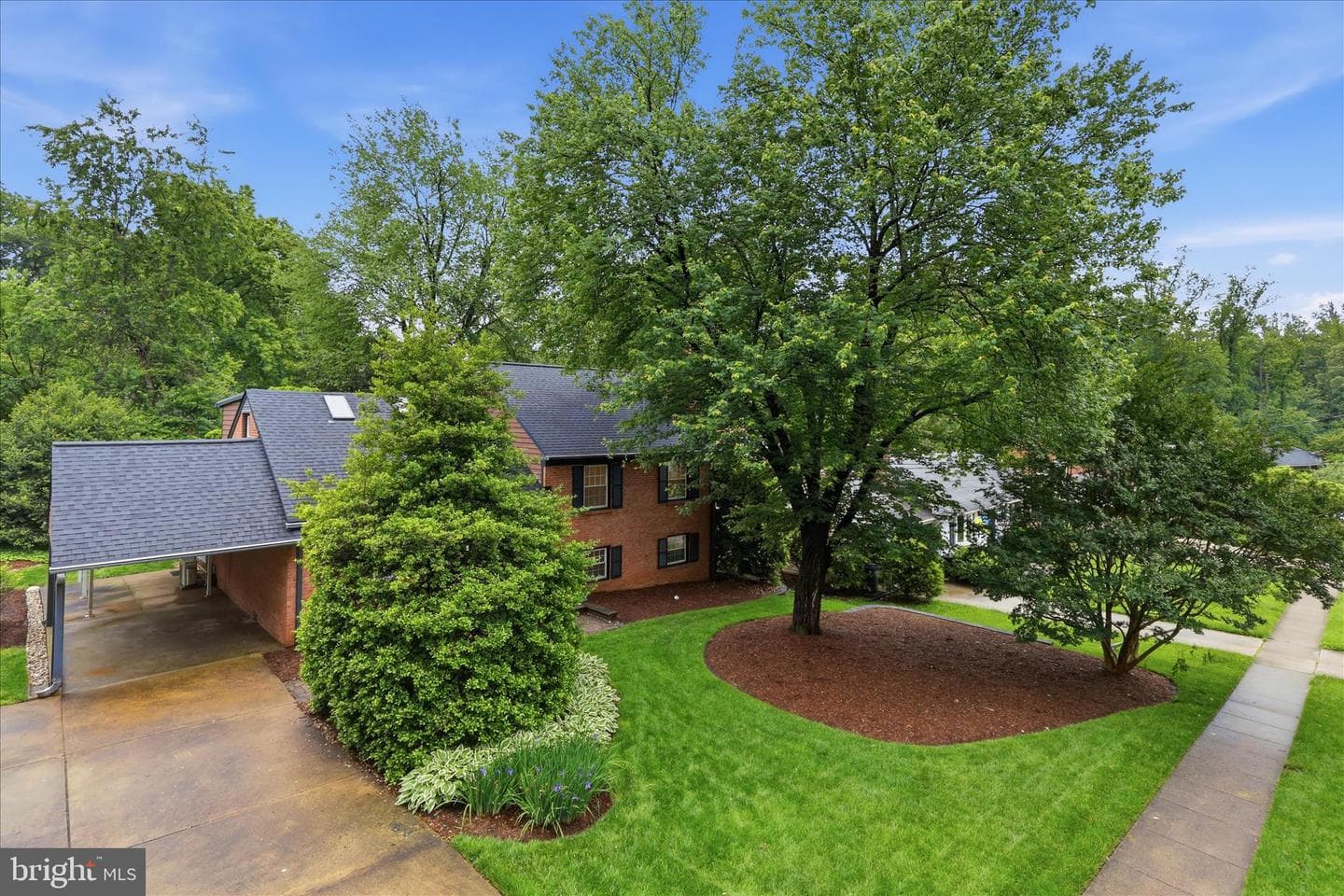 8805 Stark Road photo 4