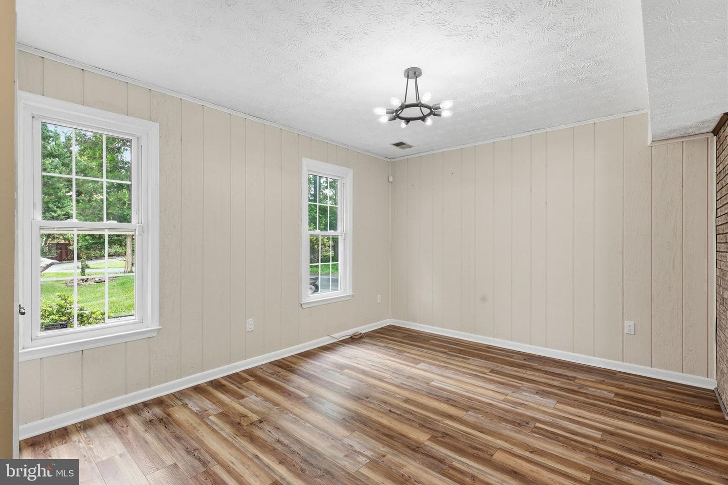 11913 Holly Spring Drive photo 16