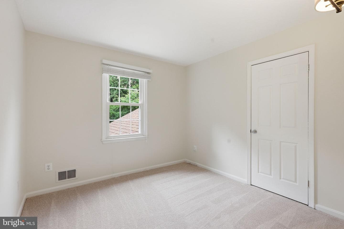11913 Holly Spring Drive photo 35
