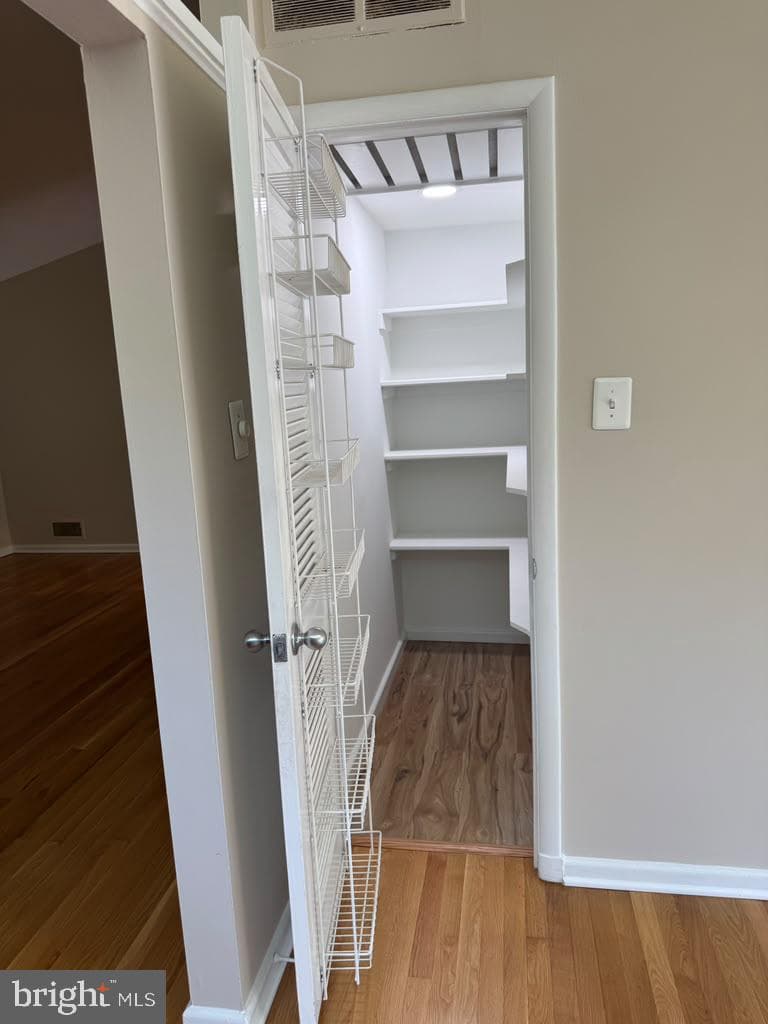 1608 Westmoreland Street photo 12