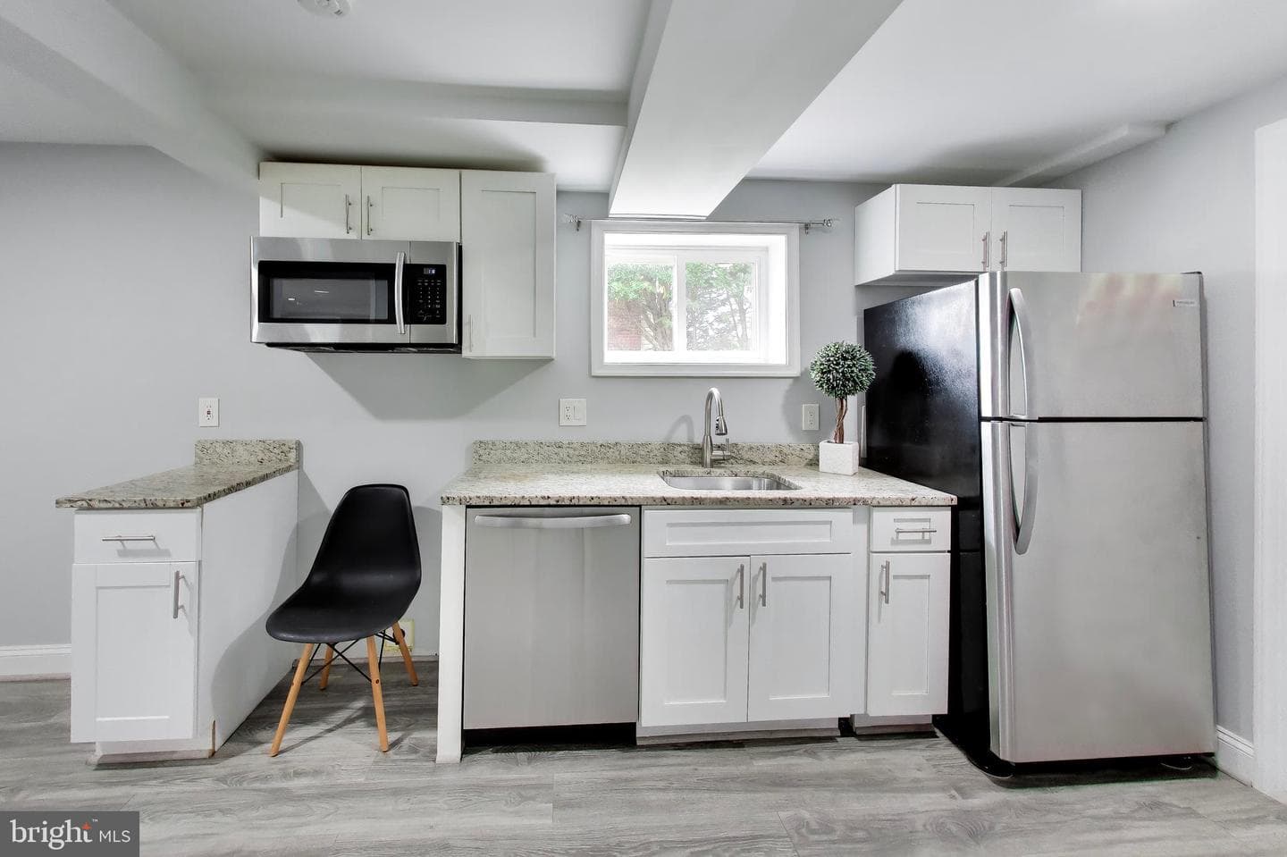 7107 Healy Drive photo 24