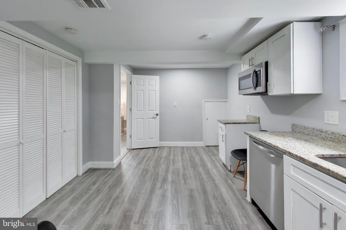 7107 Healy Drive photo 25