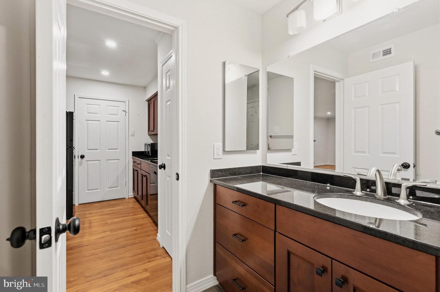 1521 Lincoln Way #104a photo 12