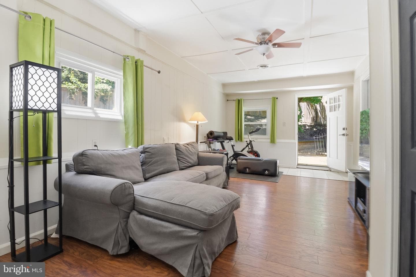 6402 The Parkway photo 17