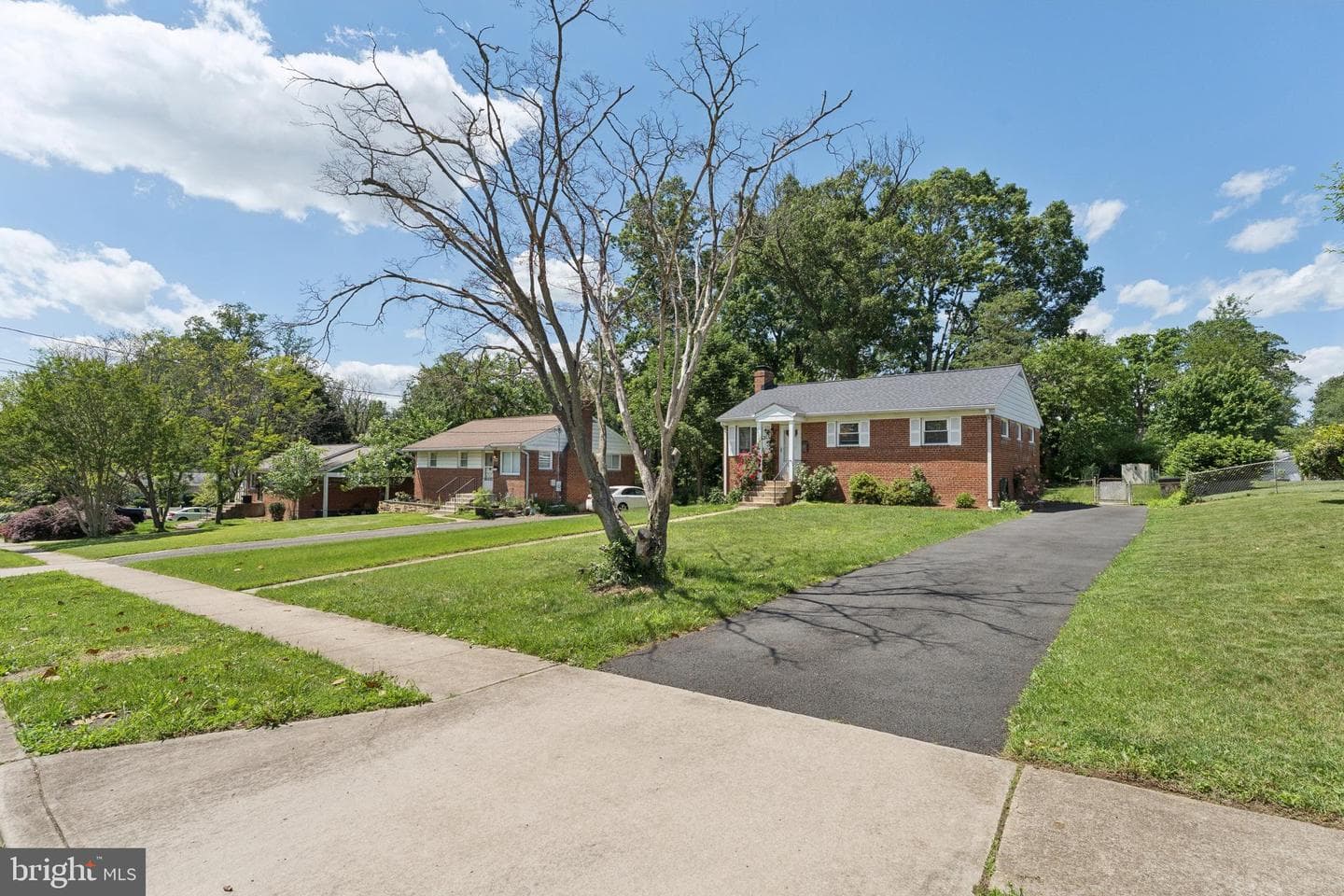 7022 Strathmore Street photo 2