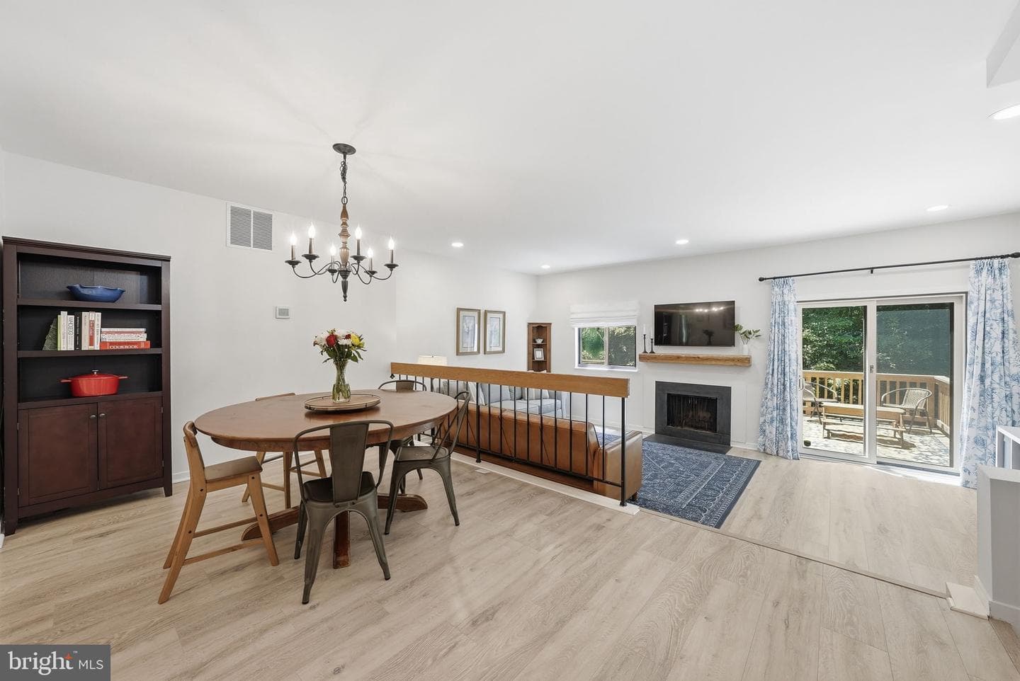 5826 Jacksons Oak Court photo 12