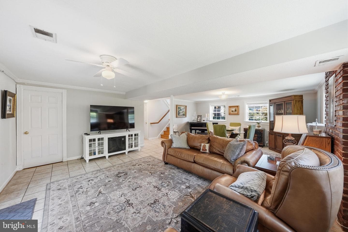 6106 Marilyn Drive photo 16