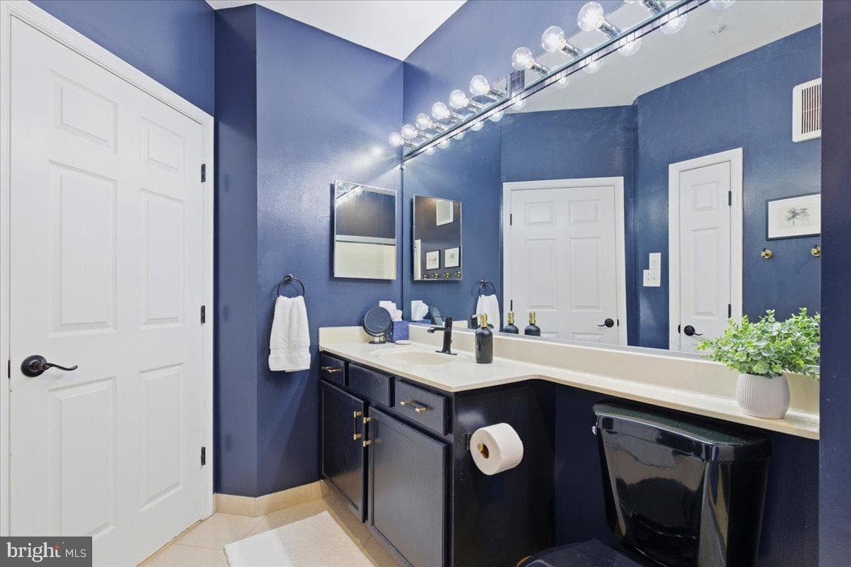 4127 Fountainside Lane #201 photo 18