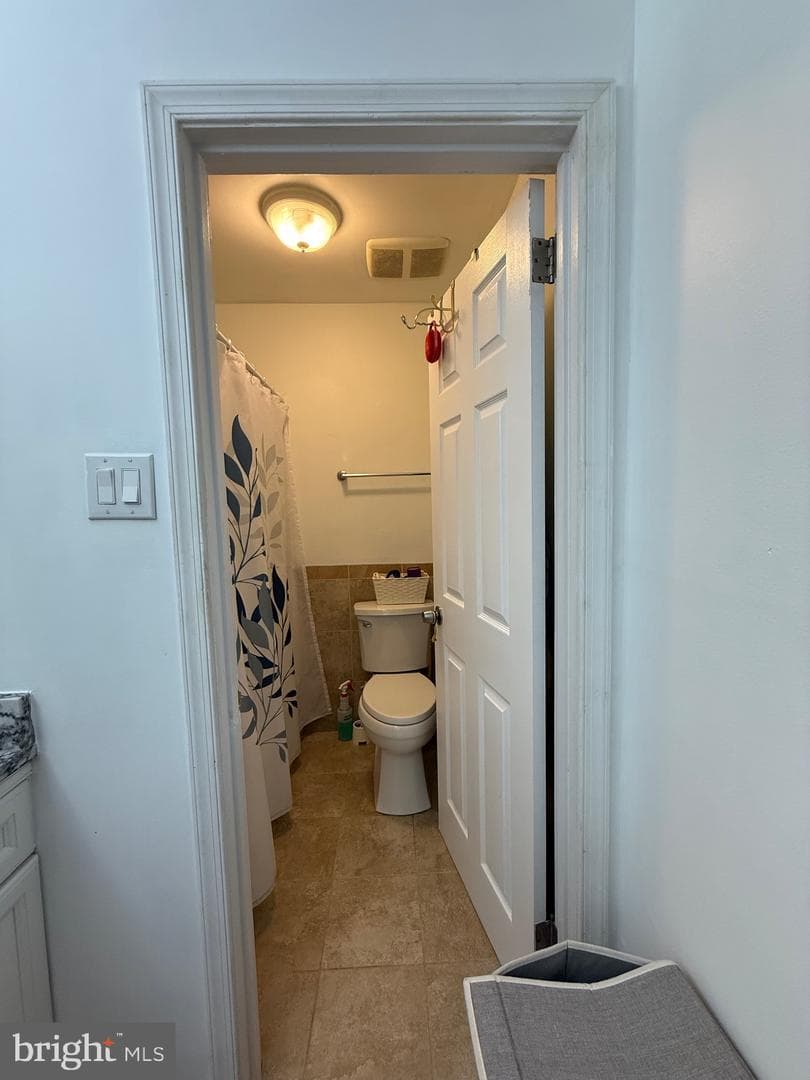 6820 Vantage Dr photo 21