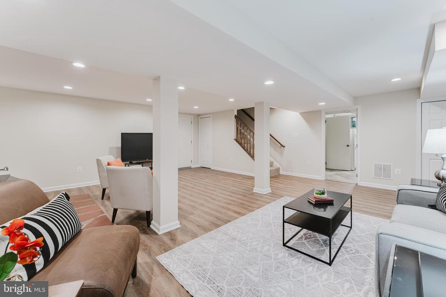 4704 Sandra Lane photo 40