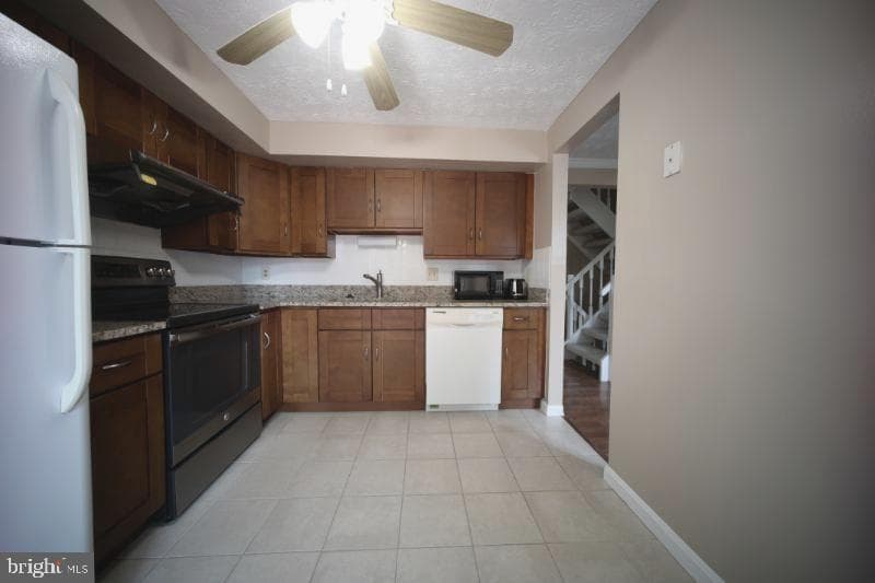 5935 Spruce Run Court photo 6