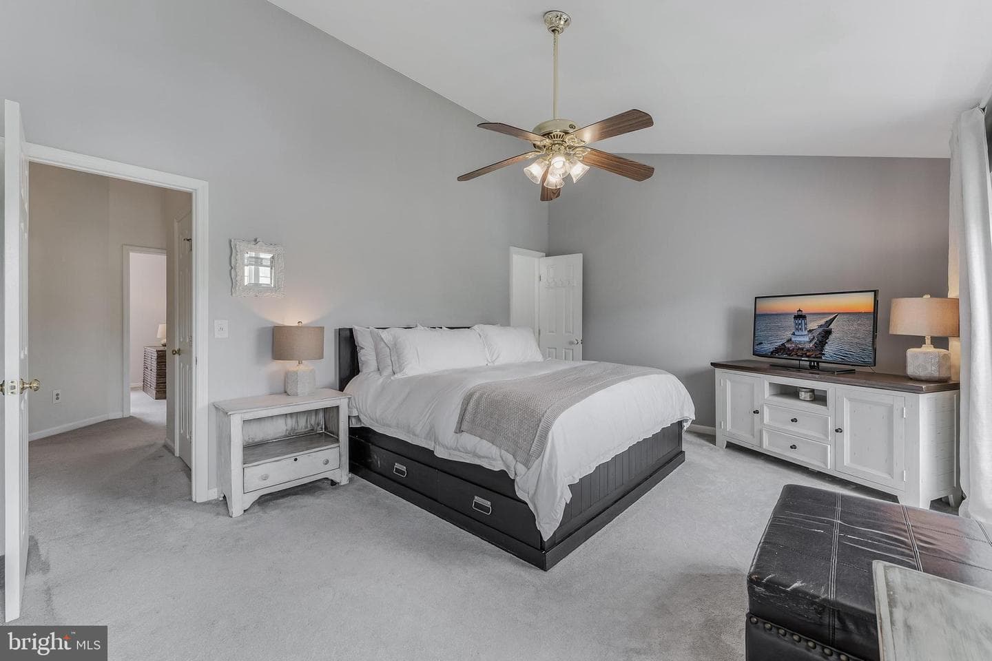 6033 Kestner Circle photo 26