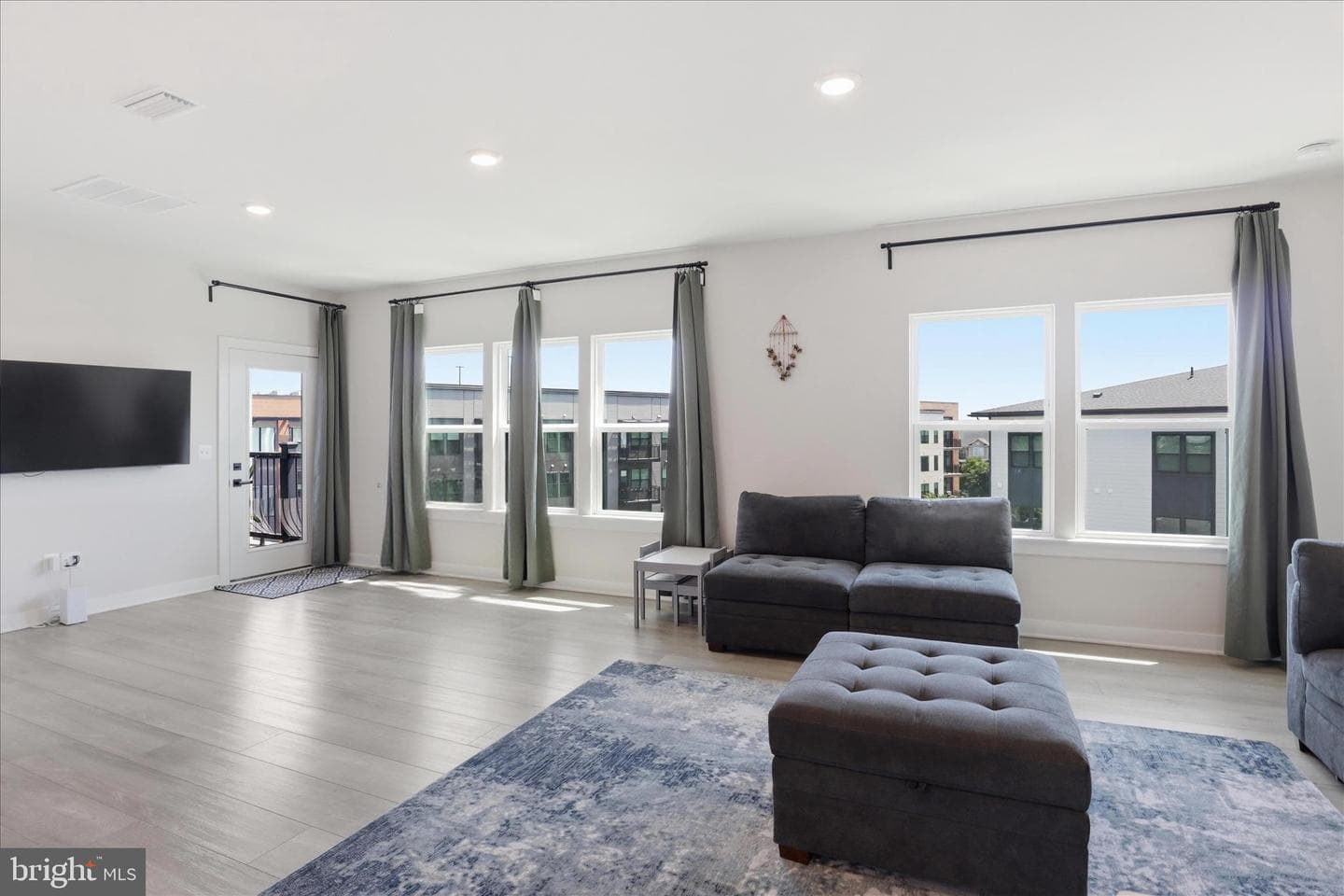 12850 Mosaic Park Way #2y photo 3