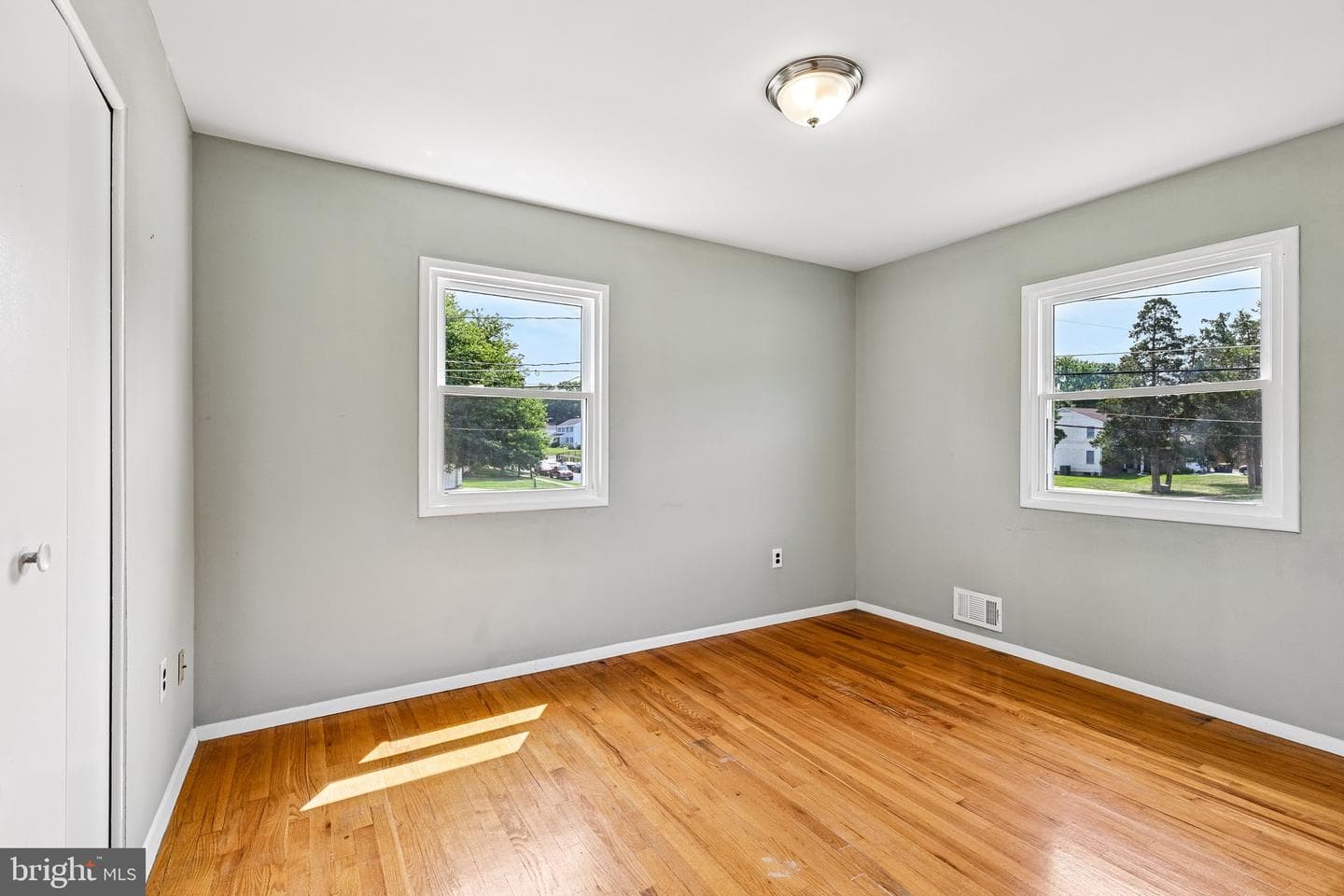 6119 Marilyn Drive photo 26