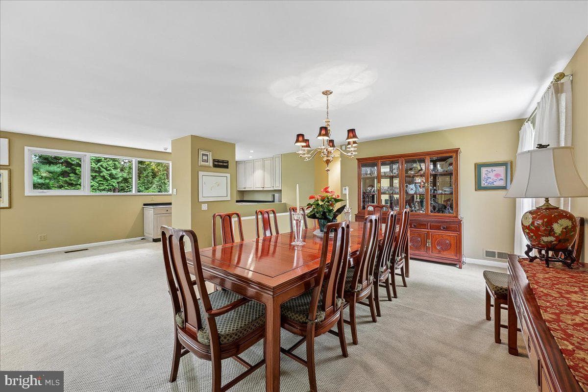 3609 Pinetree Terrace photo 14