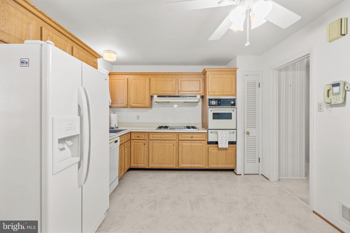 6914 Hadlow Drive photo 14