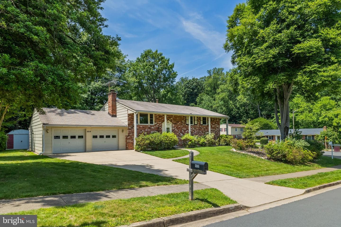 6914 Hadlow Drive photo 40