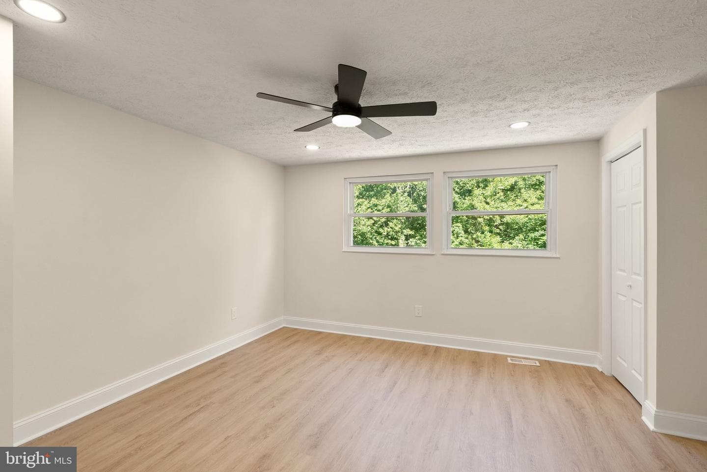 8085 Steeple Chase Court photo 15